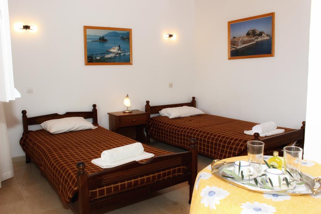 Sotiria Aparthotel Paramonas  Bagian luar foto